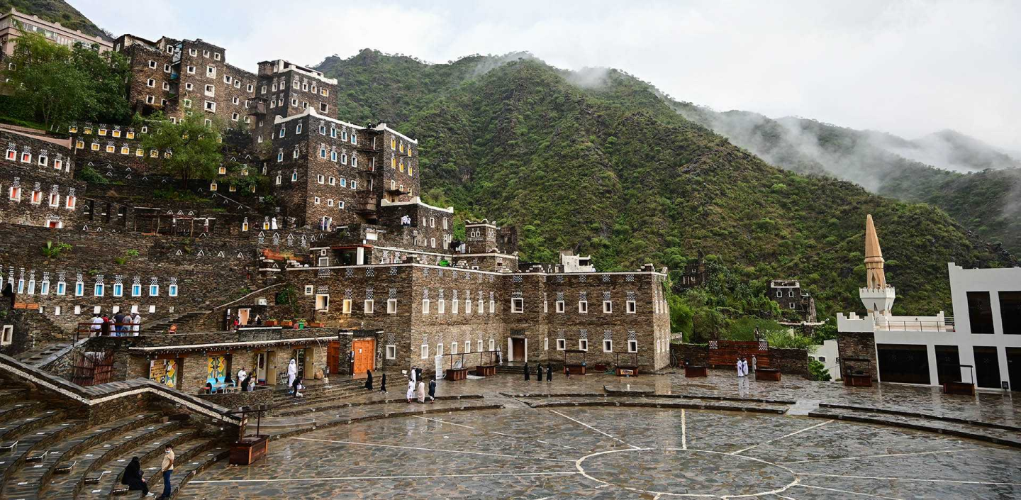 Experience the Heart of Saudi Arabia