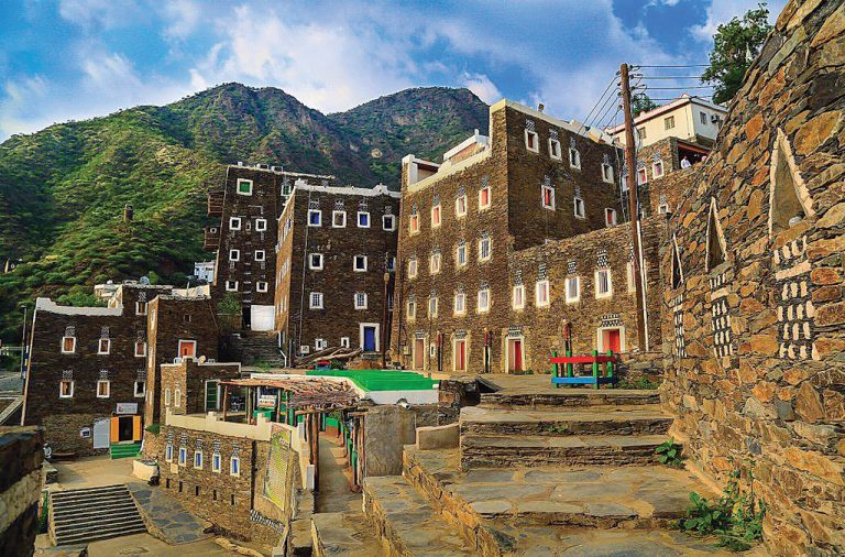 Experience the Heart of Saudi Arabia Jeddah, Taif, Al Baha, and Abha Tour